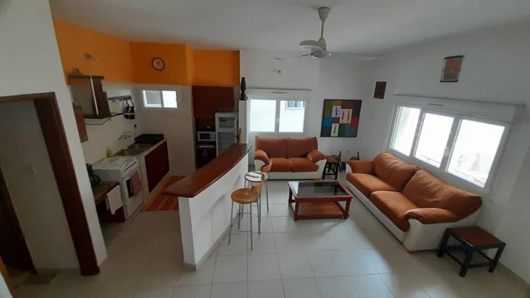 Dodoo Lodge Cotonou Bagian luar foto