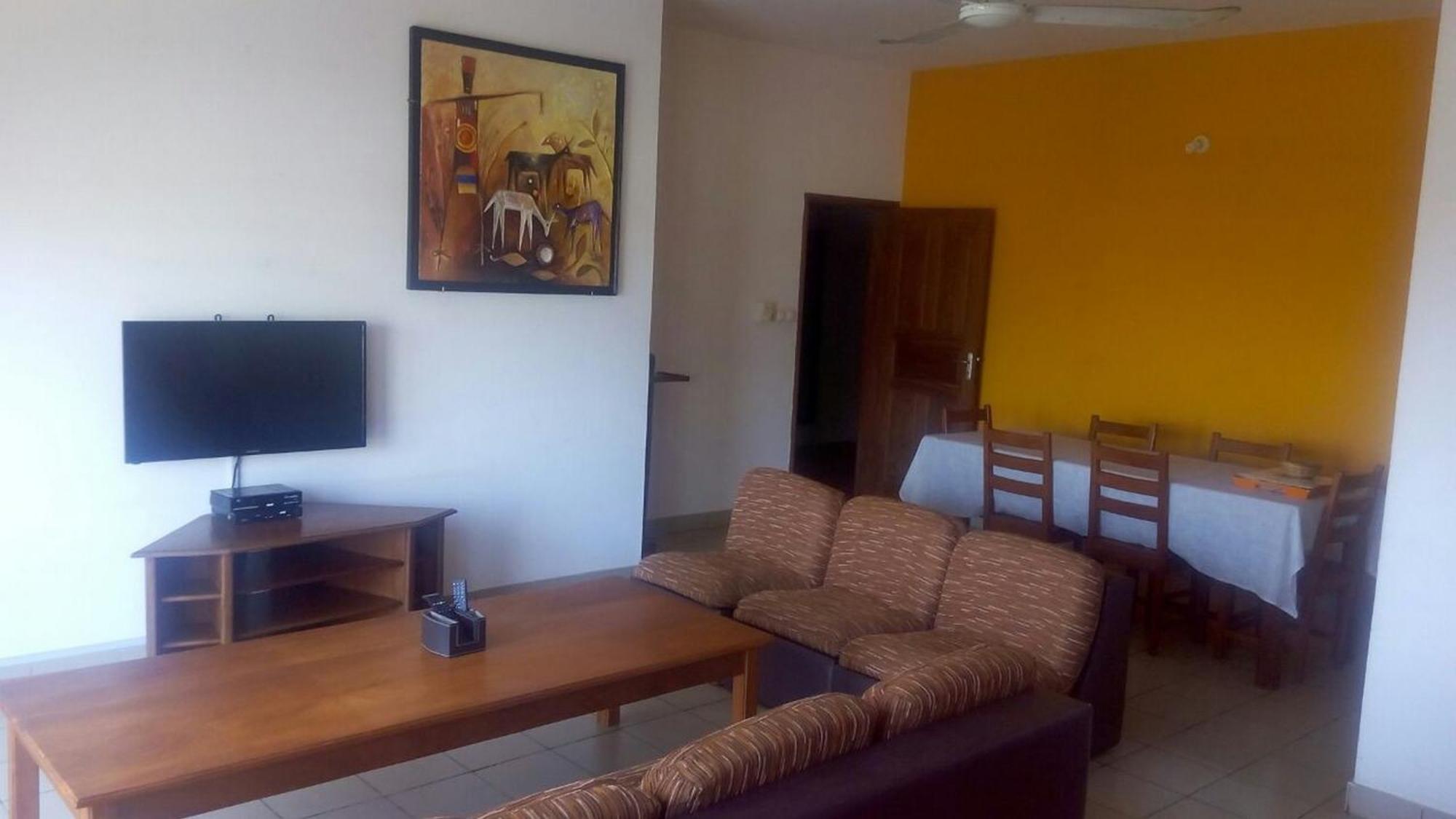 Dodoo Lodge Cotonou Bagian luar foto