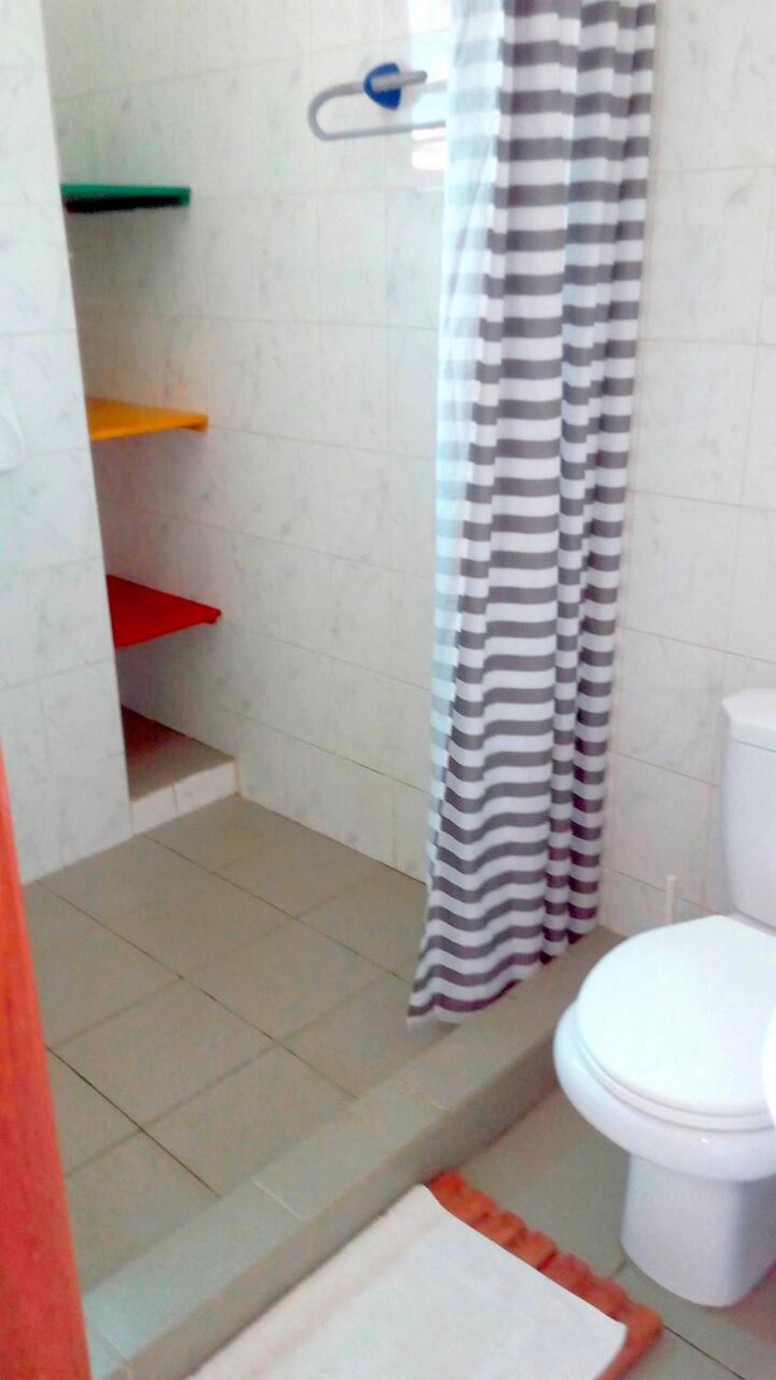 Dodoo Lodge Cotonou Ruang foto