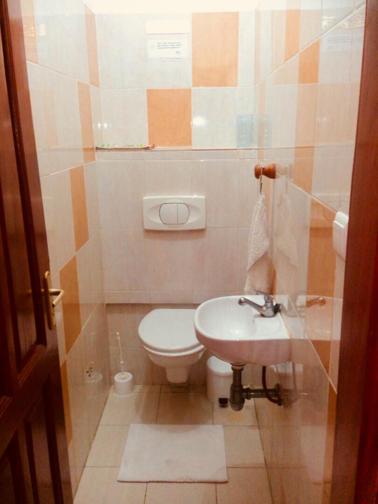 Dodoo Lodge Cotonou Ruang foto