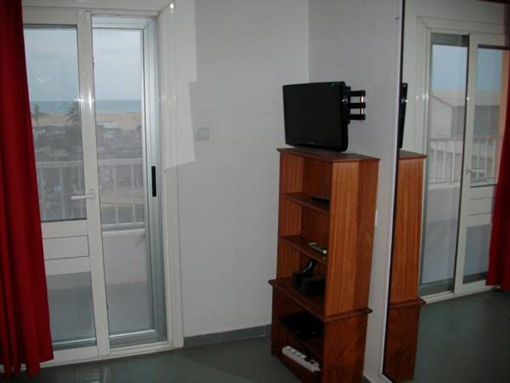Dodoo Lodge Cotonou Bagian luar foto