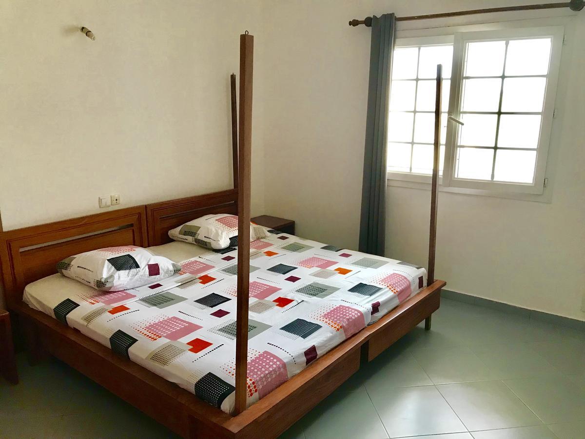 Dodoo Lodge Cotonou Bagian luar foto